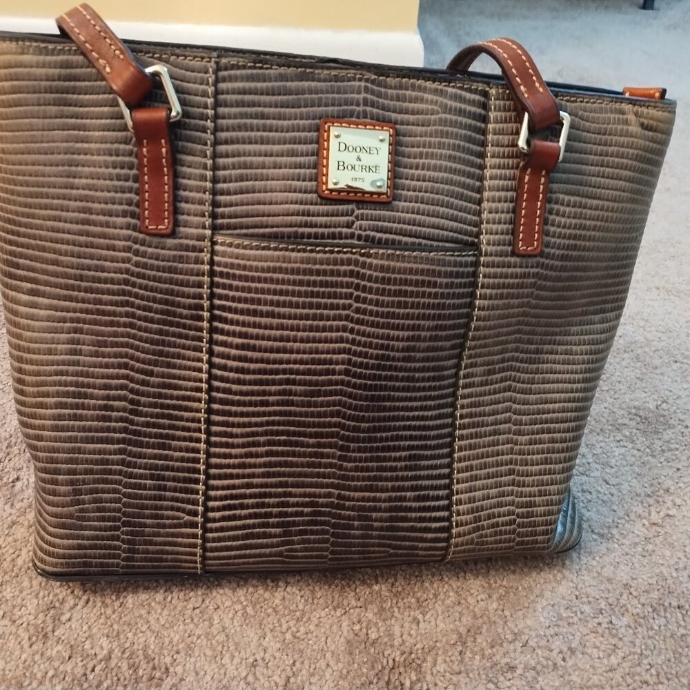 COPY - Classic Dooney & Bourke Shoulder Bag